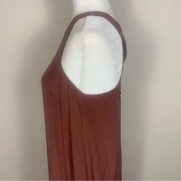 Acrobat 100% Silk High Low Hem Maxi Dress - Picture 8 of 12